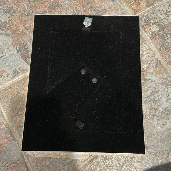 Vera Wang Black and Silver Decorative Frame - minor scratches - Picture 2 of 3